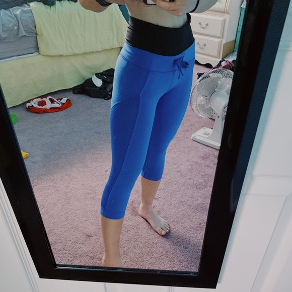 Lululemon Bhakti Yoga Crop 19” - Picture 9 of 10